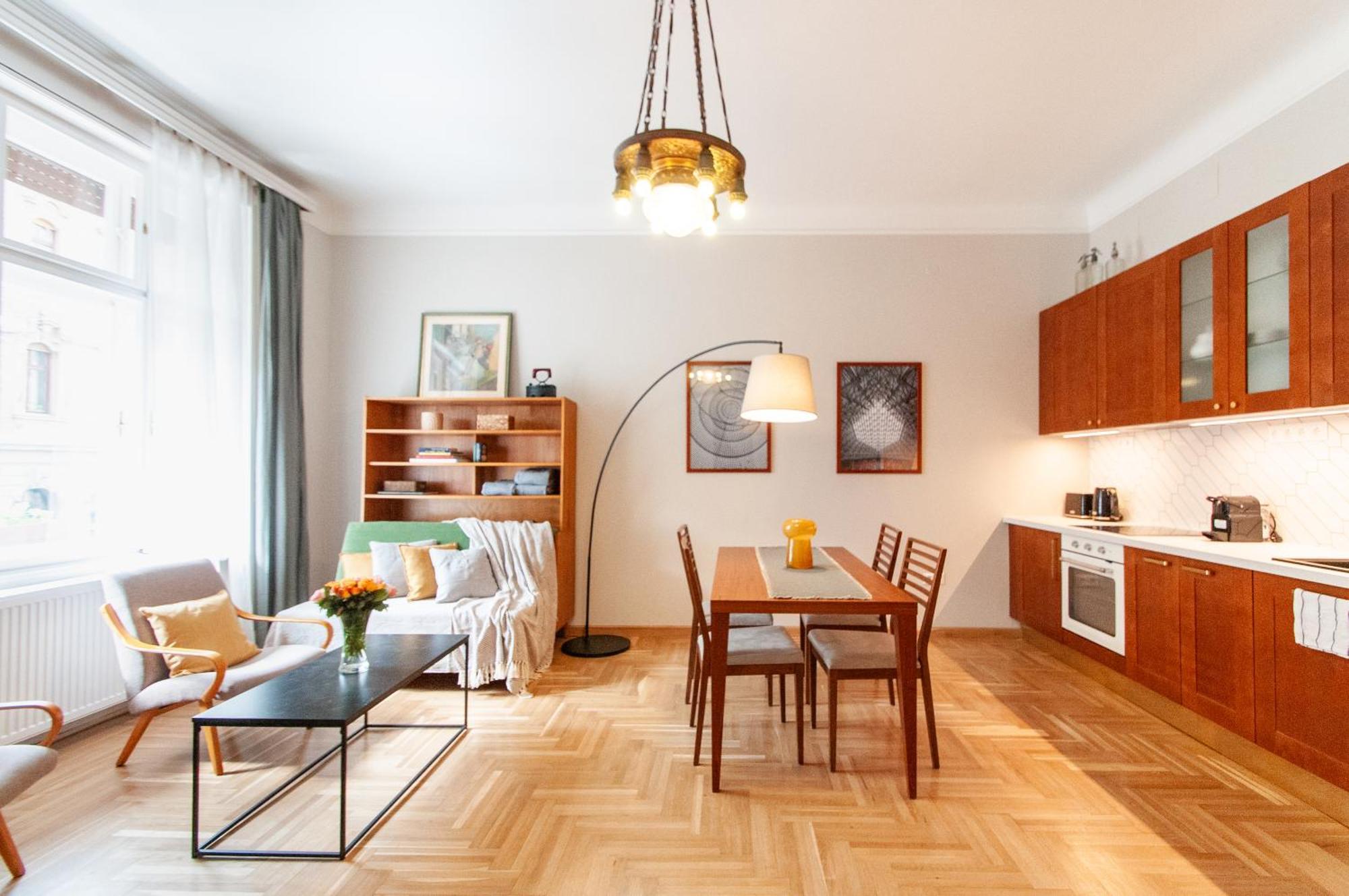 Spacious Family Suite Along River Side, In The Heart Of Buda Budapeşte Dış mekan fotoğraf